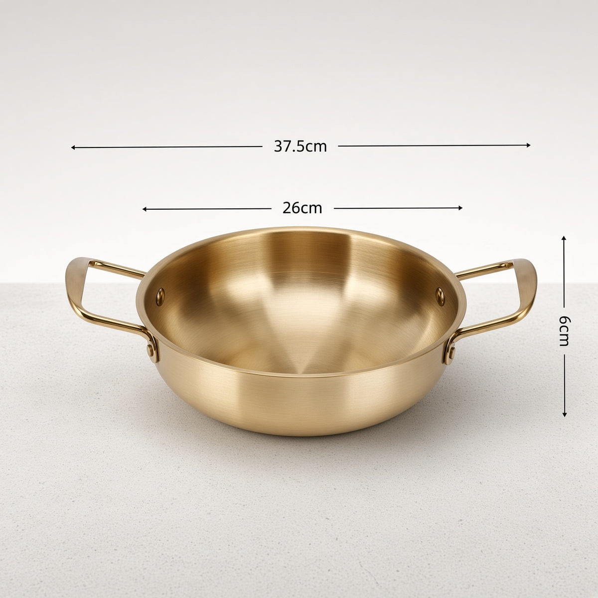 Dimensions de la casserole ramen dorée 26 cm