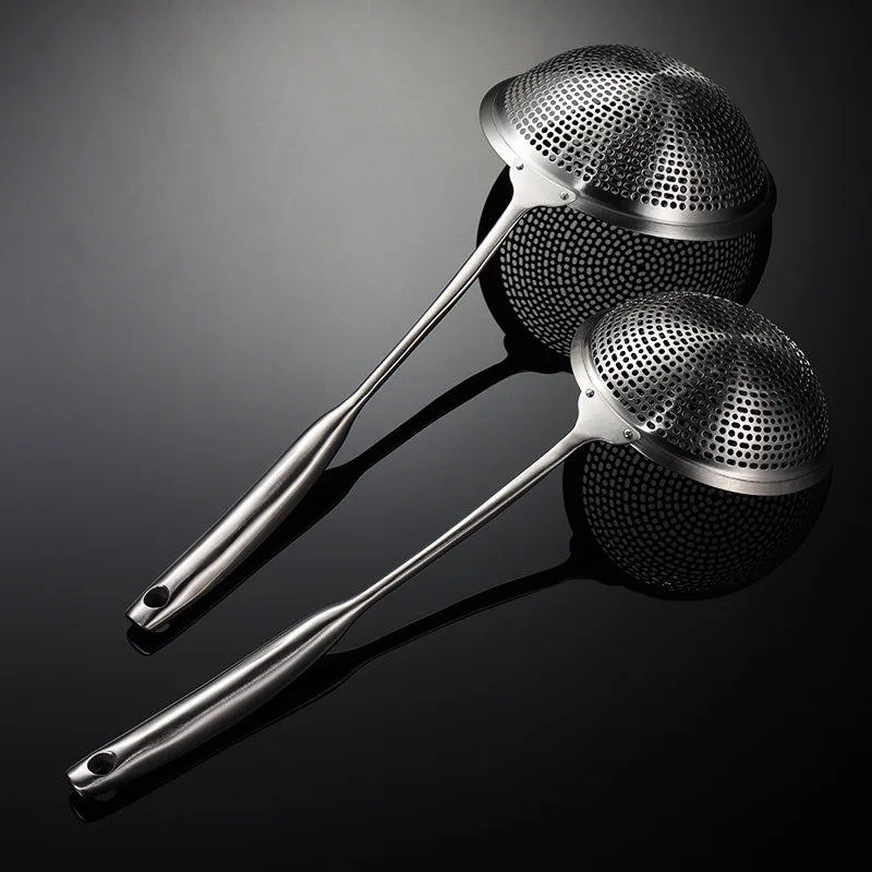 Feiner Edelstahl-304-Schaumlöffel mit Gebogenem Griff – 10 bis 18 cm