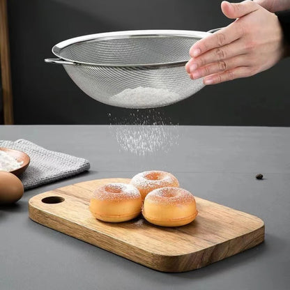 Feines Edelstahlsieb 7 bis 18 cm – Mehl, Öl & Puderzucker