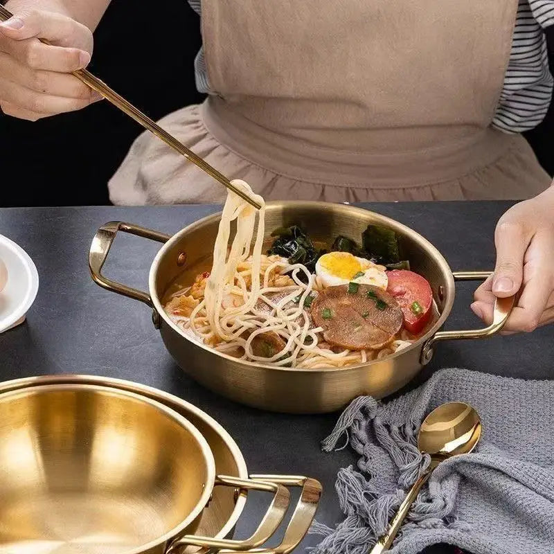 Casserole Ramen Coréenne Dorée – Style Restaurant, Induction