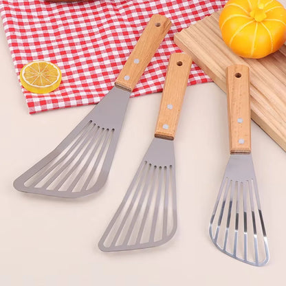 Geschlitzter Edelstahl-Wender mit Holzgriff – 3 Größen, Fisch & Steak